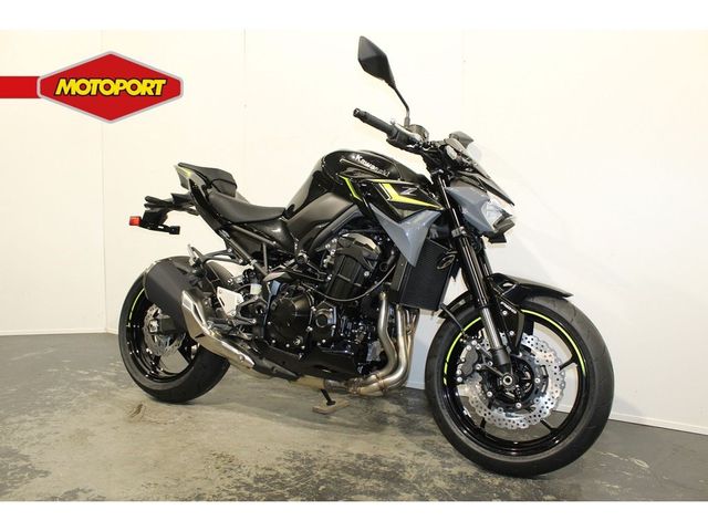 kawasaki - z900