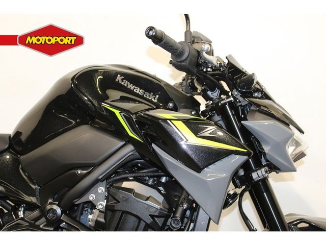 kawasaki - z900