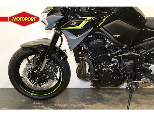 kawasaki - z900