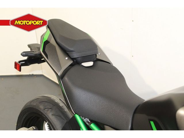 kawasaki - z900