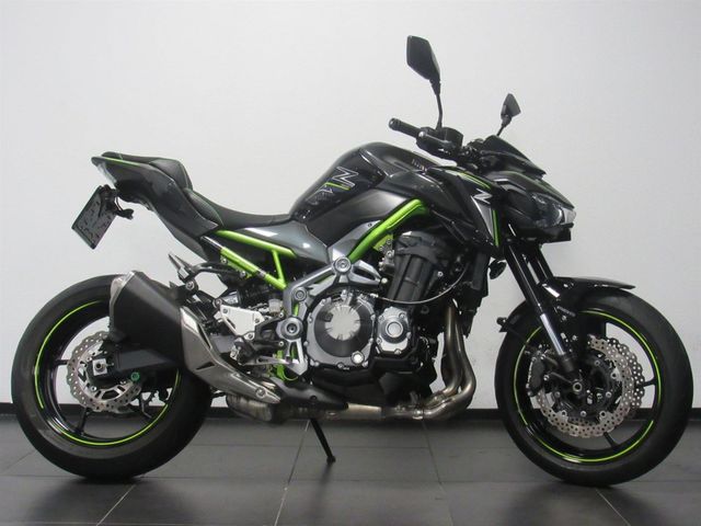 kawasaki - z900