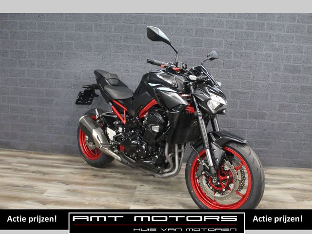 kawasaki - z900