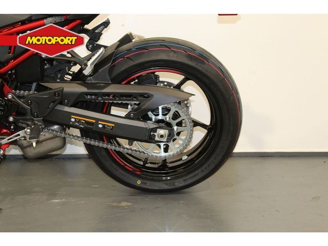 kawasaki - z900