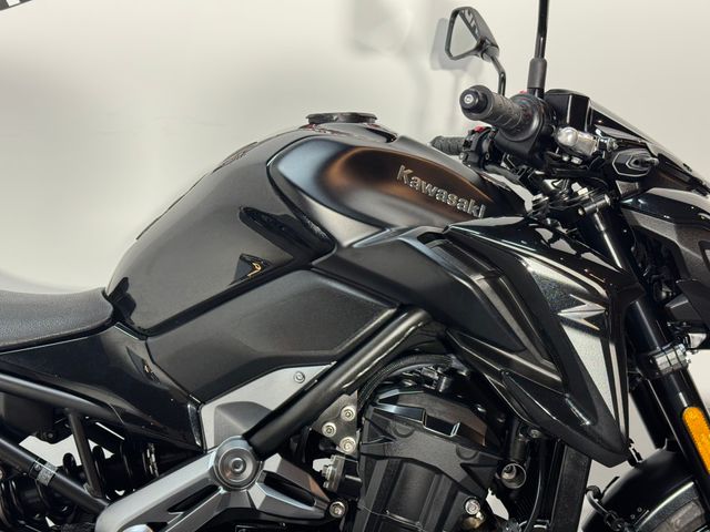 kawasaki - z900