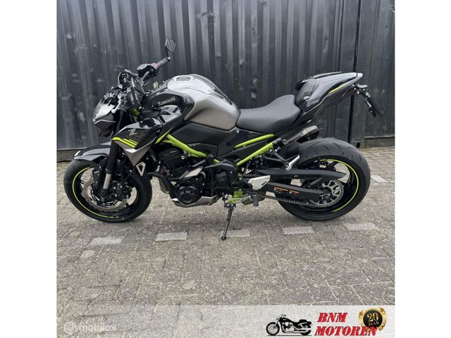 kawasaki - z900