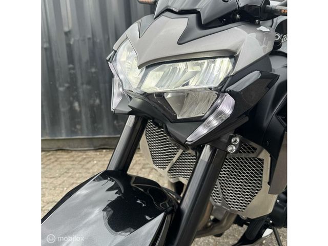 kawasaki - z900