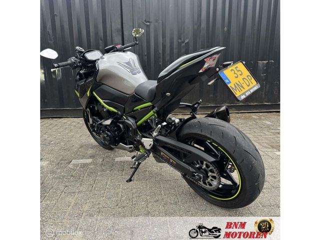 kawasaki - z900