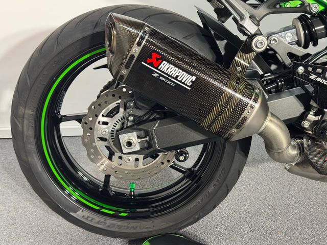 kawasaki - z900