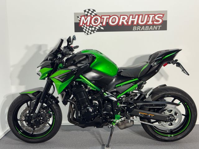 kawasaki - z900