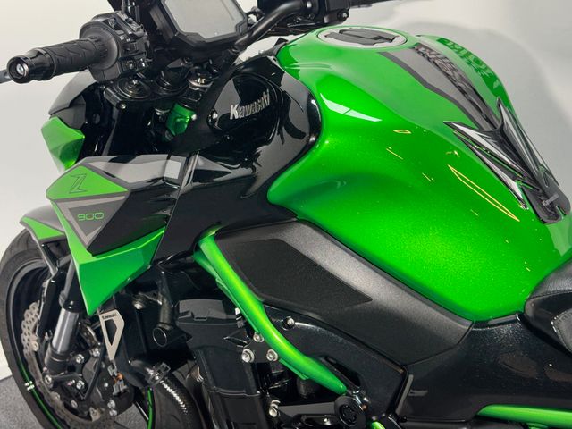 kawasaki - z900