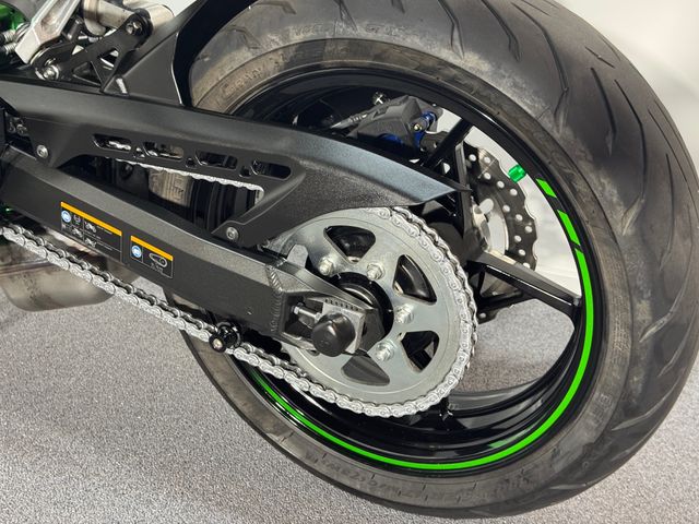 kawasaki - z900