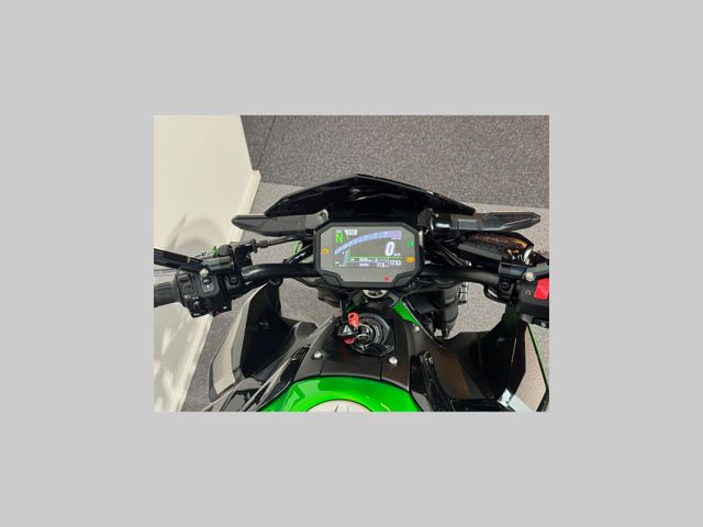 kawasaki - z900