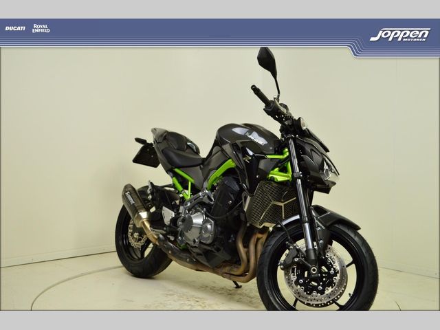 kawasaki - z900