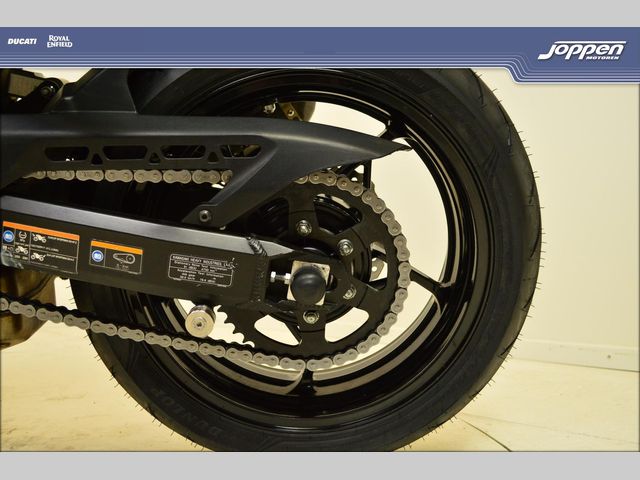 kawasaki - z900