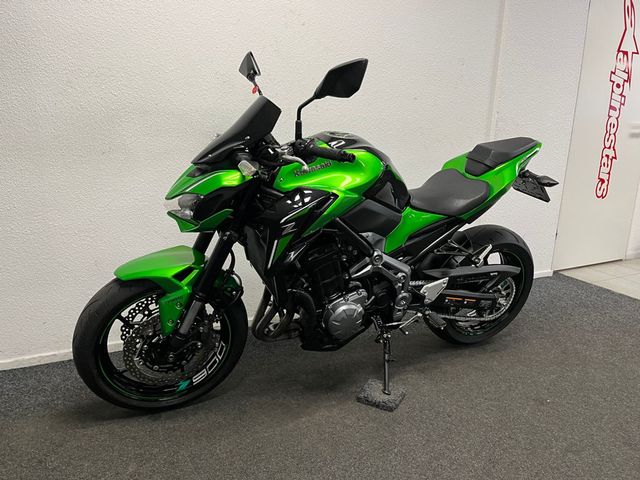kawasaki - z900