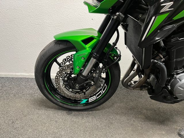 kawasaki - z900