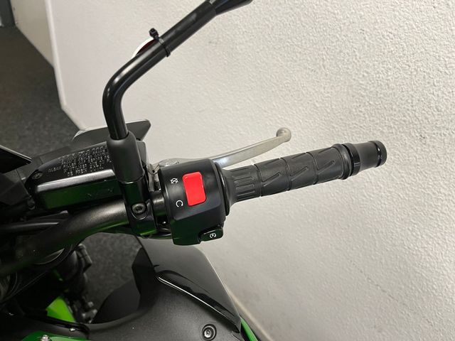 kawasaki - z900