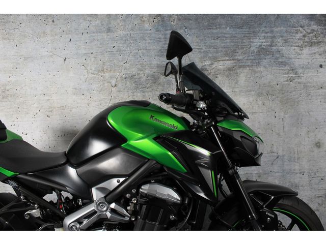 kawasaki - z900