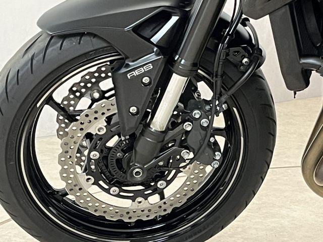 kawasaki - z900