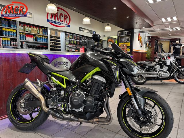 kawasaki - z900