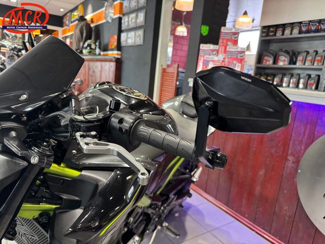 kawasaki - z900
