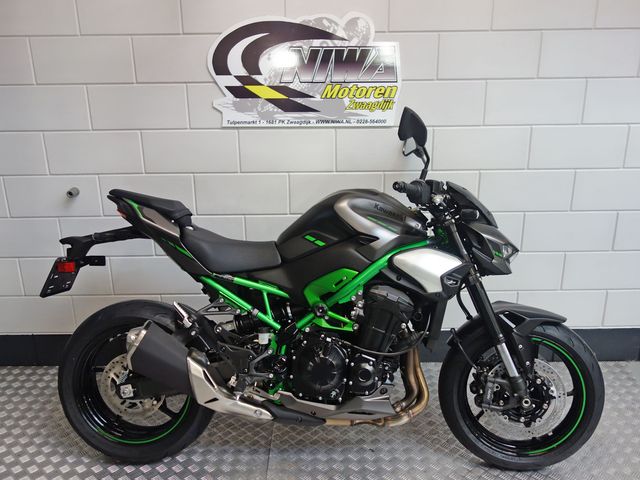 kawasaki - z900
