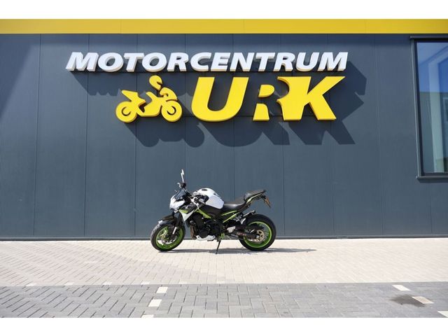 kawasaki - z900