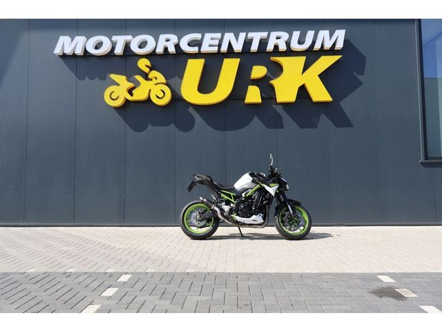 kawasaki - z900