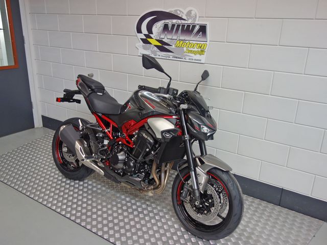 kawasaki - z900