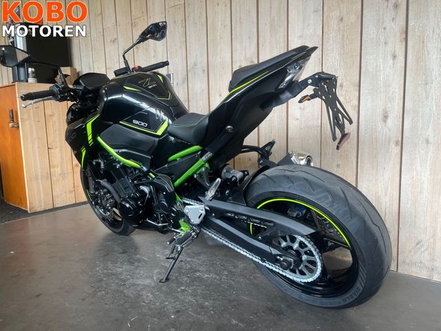 kawasaki - z900