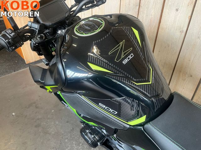 kawasaki - z900