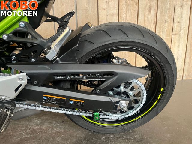 kawasaki - z900