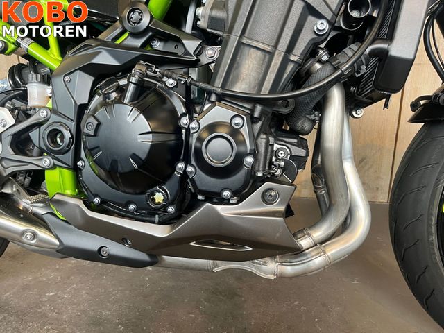 kawasaki - z900