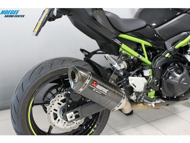 kawasaki - z900
