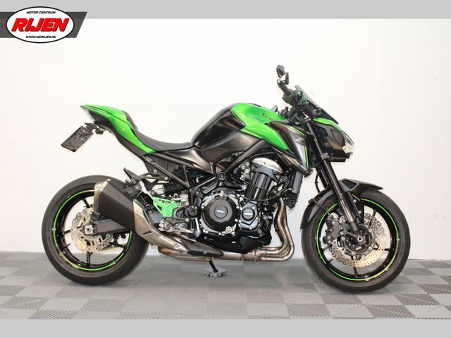 kawasaki - z900