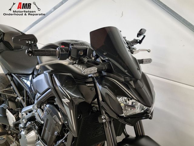 kawasaki - z900