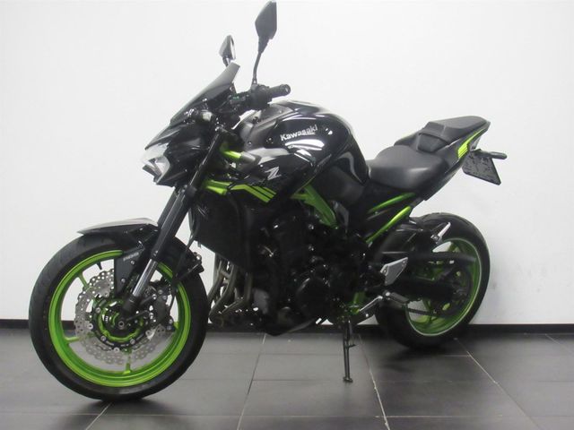 kawasaki - z900