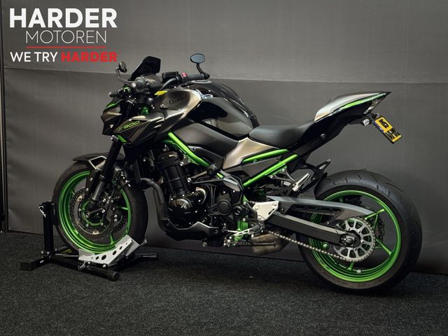 kawasaki - z900