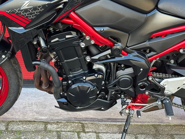 kawasaki - z900-70kw