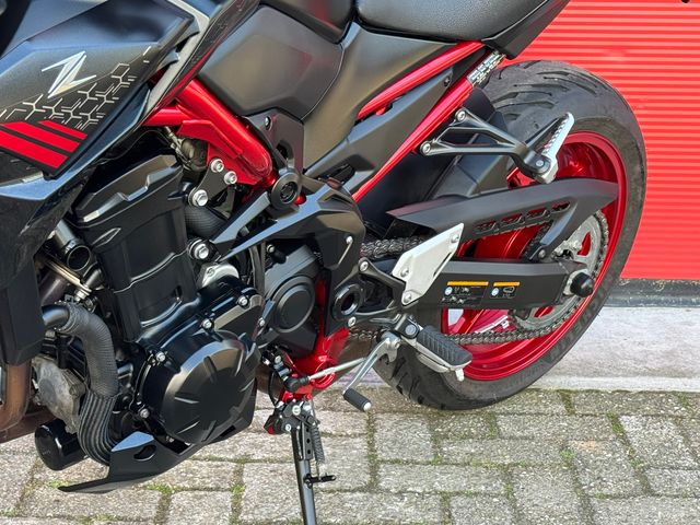 kawasaki - z900-70kw