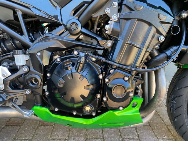 kawasaki - z900-70kw-performance