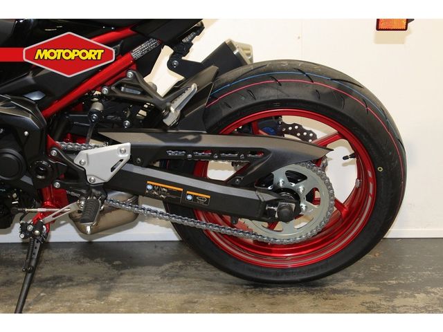 kawasaki - z900-70kw-performance