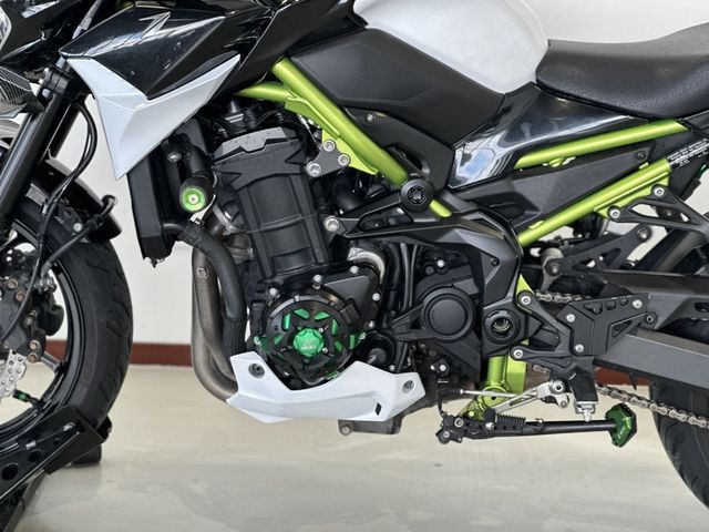 kawasaki - z900-performance