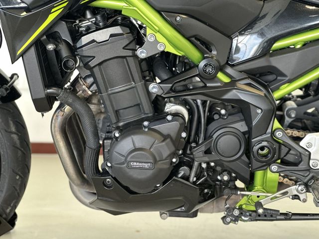 kawasaki - z900-performance