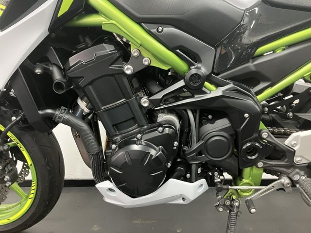 kawasaki - z900-performance