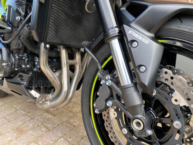 kawasaki - z900-performance