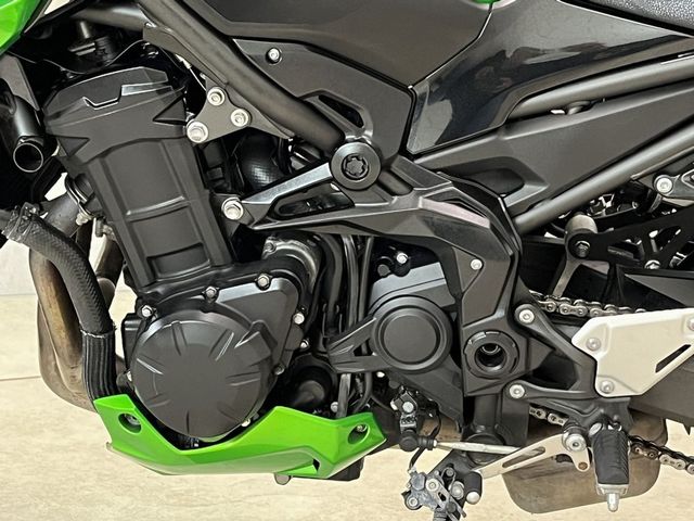 kawasaki - z900-performance