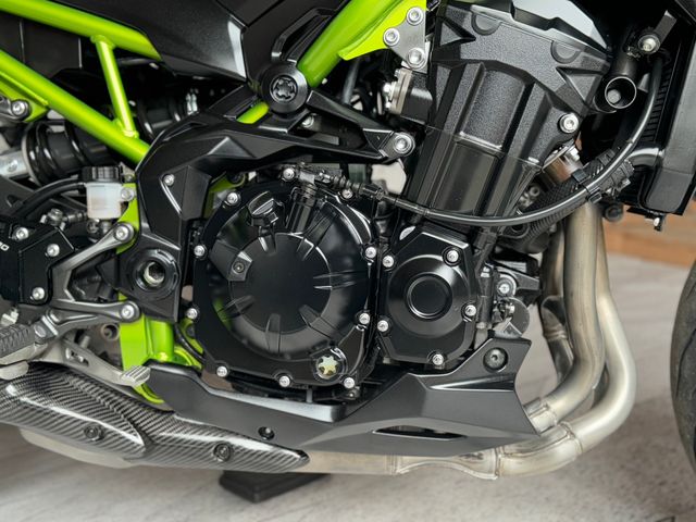 kawasaki - z900-performance