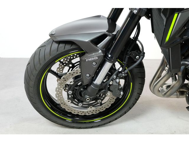 kawasaki - z900-performance