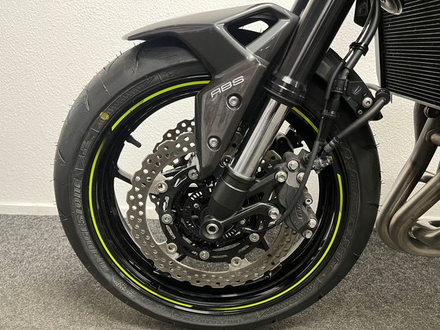 kawasaki - z900-performance